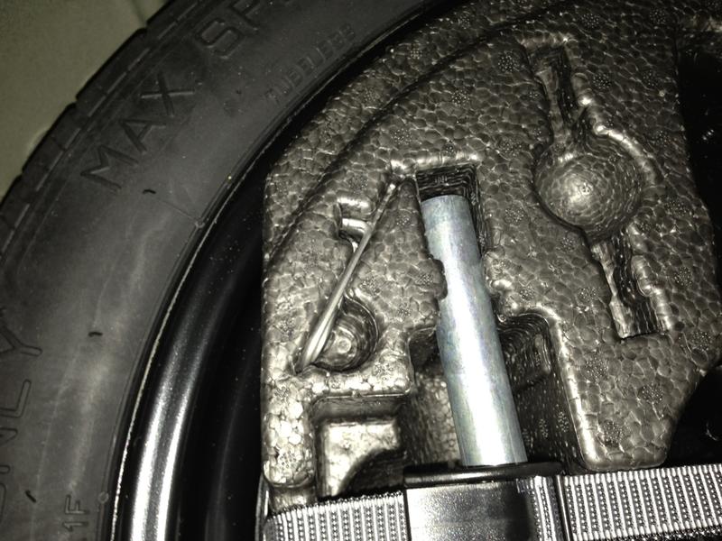 2006 jetta lug nut key