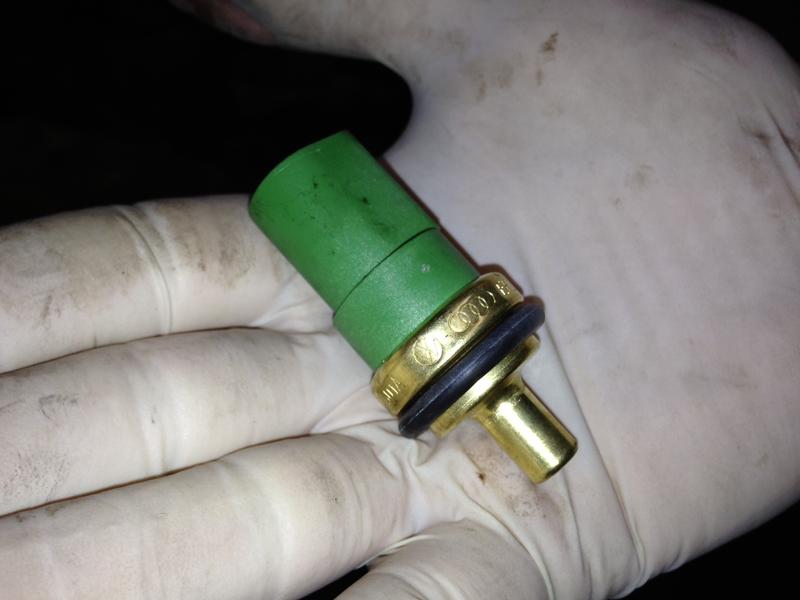 Passat 3B Coolant Temperature Sensor Replacement